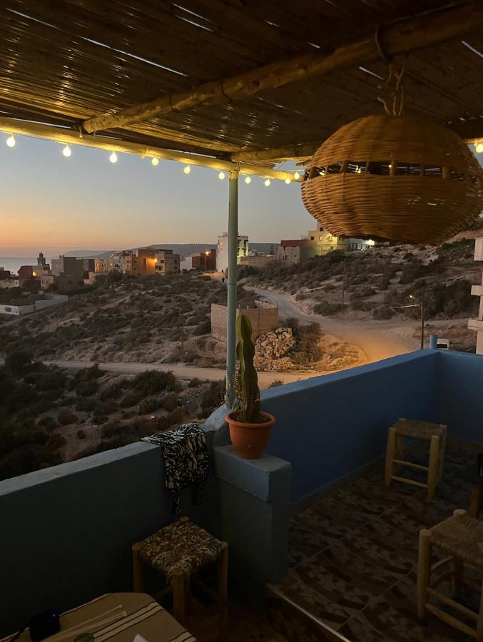 Bed and Breakfast Let Us Surf Tamraght Exterior foto