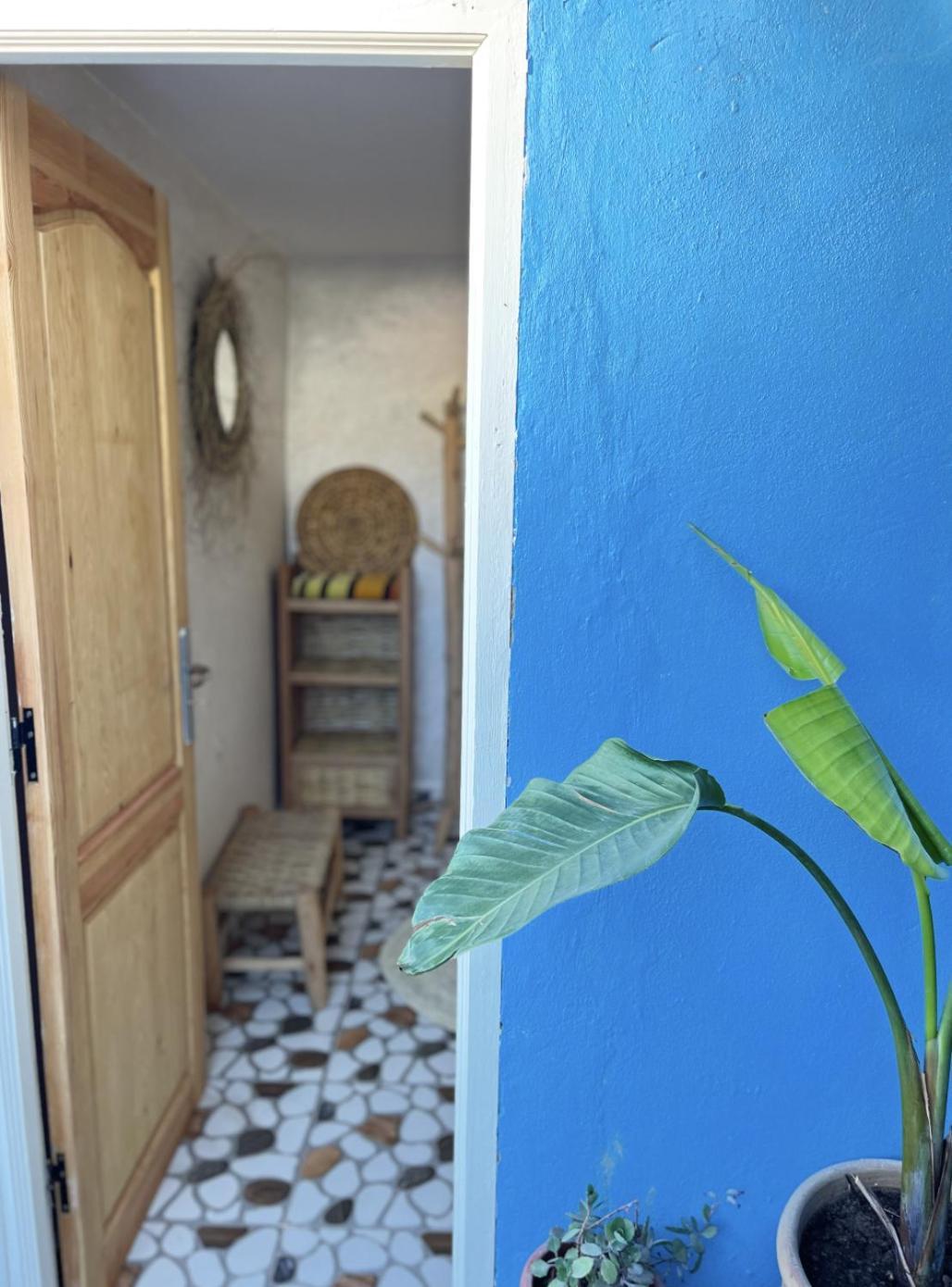 Bed and Breakfast Let Us Surf Tamraght Exterior foto